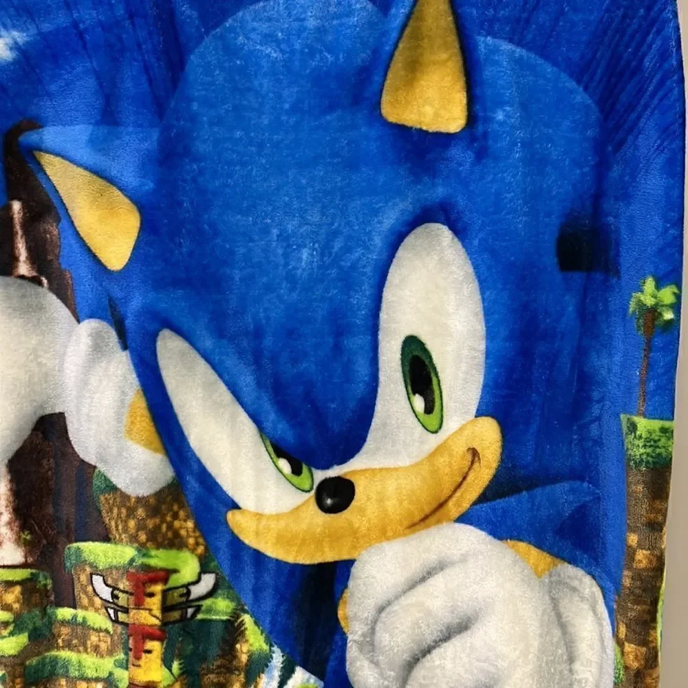 SONIC The Hedgehog Vibrant Fleece Blue Blanket- approx 48” by 36” 10/19